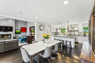 15 Flamingo Rd, East Hills, NY 11576 - Photo 9