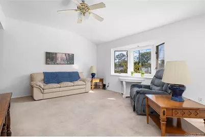 384 W 22nd Street, Deer Park, NY 11729 - Photo 3