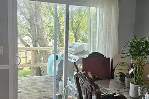 270 W 4th St, West Islip, NY 11795 - Photo 9