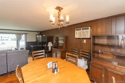 31 Lawrence Road, Hyde Park, NY 12538 - Photo 15