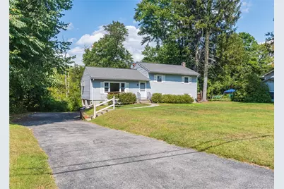 31 Lawrence Road, Hyde Park, NY 12538 - Photo 1