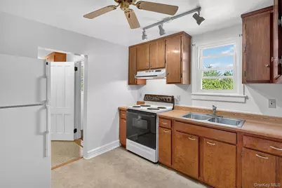 51 Mulberry Street, Rhinebeck, NY 12572 - Photo 23