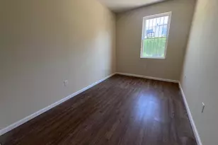 11-32 McBride St, Far Rockaway, NY 11691 - Photo 7