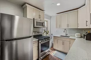 144-55 Melbourne Ave, Flushing, NY 11367 - Photo 17