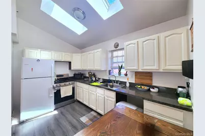 1506 Jarvis Avenue, Bronx, NY 10461 - Photo 5