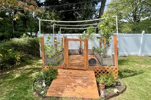 33 Island View Ave, Monroe, NY 10950 - Photo 11