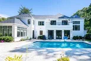 16 Ridge Dr E, Great Neck, NY 11021 - Photo 41