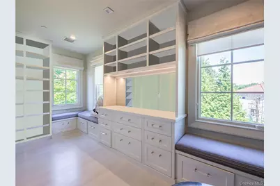 16 Ridge Drive E, Great Neck, NY 11021 - Photo 29