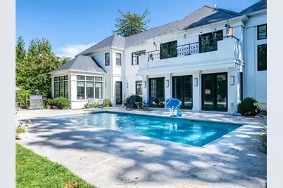 16 Ridge Drive E, Great Neck, NY 11021 - Photo 41