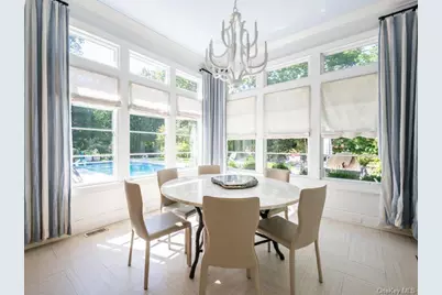 16 Ridge Drive E, Great Neck, NY 11021 - Photo 13