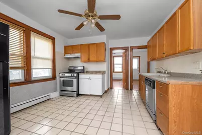 12401 9th Avenue, College Point, NY 11356 - Photo 11