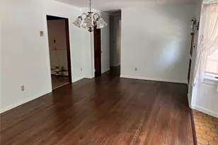 16 Rocklein Rd, Wading River, NY 11792 - Photo 3