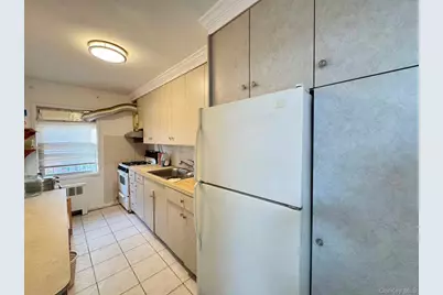 68-24 140th St #A, Flushing, NY 11367 - Photo 3