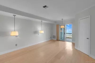 209 Fox Hill Drive, Calverton, NY 11933 - Photo 11