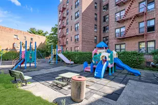 150-30 71st Ave, Flushing, NY 11367 - Photo 5