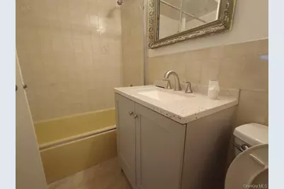 256-20 Craft Avenue, Rosedale, NY 11422 - Photo 13