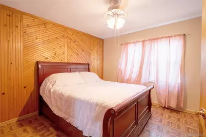 75 Peninsula Boulevard, Valley Stream, NY 11581 - Photo 11