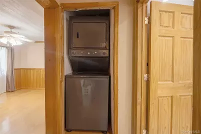 75 Peninsula Boulevard, Valley Stream, NY 11581 - Photo 9