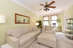 8 Barstow Rd, Great Neck, NY 11021 - Photo 19