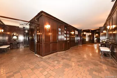 8 Barstow Road #5-B, Great Neck, NY 11021 - Photo 27