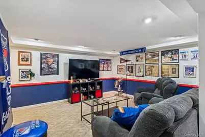 27 Mell Drive, North Babylon, NY 11703 - Photo 29