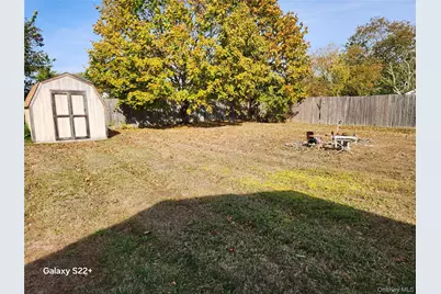 53 Drake Avenue, Bellport, NY 11713 - Photo 23