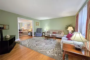 585 Pulaski Rd, Kings Park, NY 11754 - Photo 9