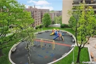 102-10 66th Rd, Forest Hills, NY 11375 - Photo 7