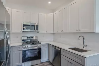 101 Dover Street, Central Islip, NY 11722 - Photo 13