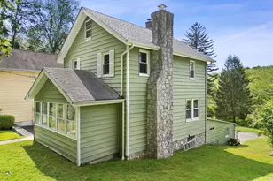 136 Harriman Rd, Mount Kisco, NY 10549 - Photo 27