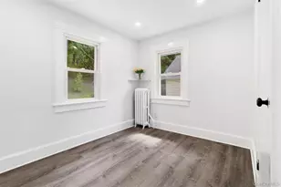 136 Harriman Rd, Mount Kisco, NY 10549 - Photo 19