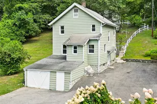 136 Harriman Rd, Mount Kisco, NY 10549 - Photo 31