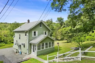 136 Harriman Rd, Mount Kisco, NY 10549 - Photo 23