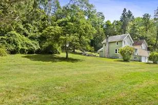 136 Harriman Rd, Mount Kisco, NY 10549 - Photo 21