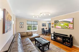 35-03 205th St, Bayside, NY 11361 - Photo 7