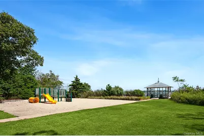 15 Osprey Avenue, East Quogue, NY 11942 - Photo 35