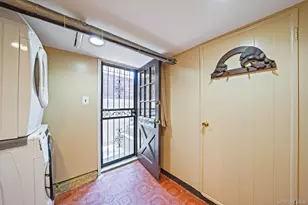 64-39 83rd St, Middle Village, NY 11379 - Photo 39