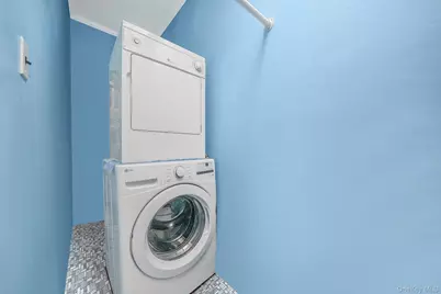 64-39 83rd Street, Middle Village, NY 11379 - Photo 29