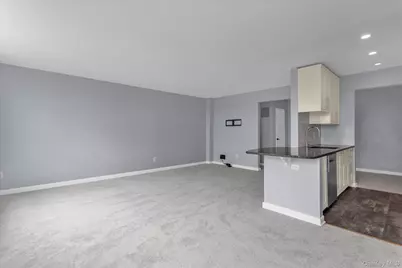 504 Merrick Road #4J, Lynbrook, NY 11563 - Photo 7