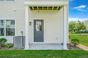 102 Dover St, Central Islip, NY 11722 - Photo 29