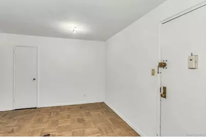 138-20 31 Road #1C, Flushing, NY 11354 - Photo 5