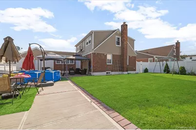 50 Haven Avenue, Valley Stream, NY 11580 - Photo 35