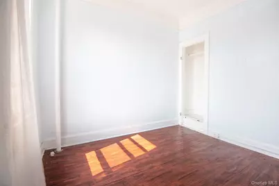 710 Revere Avenue, Bronx, NY 10465 - Photo 17