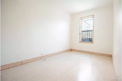 710 Revere Avenue, Bronx, NY 10465 - Photo 5