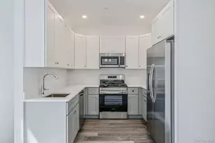 104 Dover St, Central Islip, NY 11722 - Photo 11