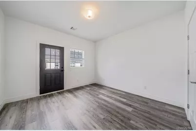 104 Dover Street, Central Islip, NY 11722 - Photo 5