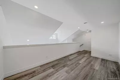 104 Dover Street, Central Islip, NY 11722 - Photo 21