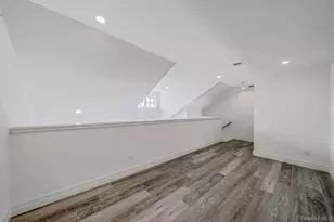 104 Dover St, Central Islip, NY 11722 - Photo 21