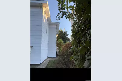 11 Lafayette Place, Yonkers, NY 10701 - Photo 15