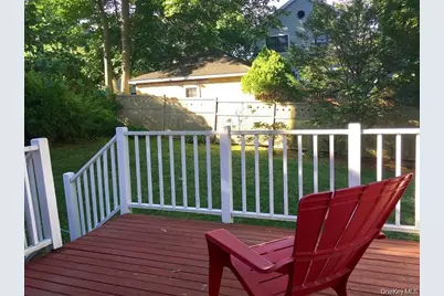 86 Brown Road, Scarsdale, NY 10583 - Photo 13